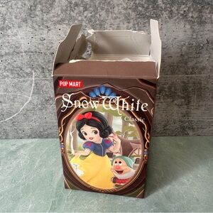 Pop Mart Snow White Classic Open Box Sneezy Dopey & Sleepy